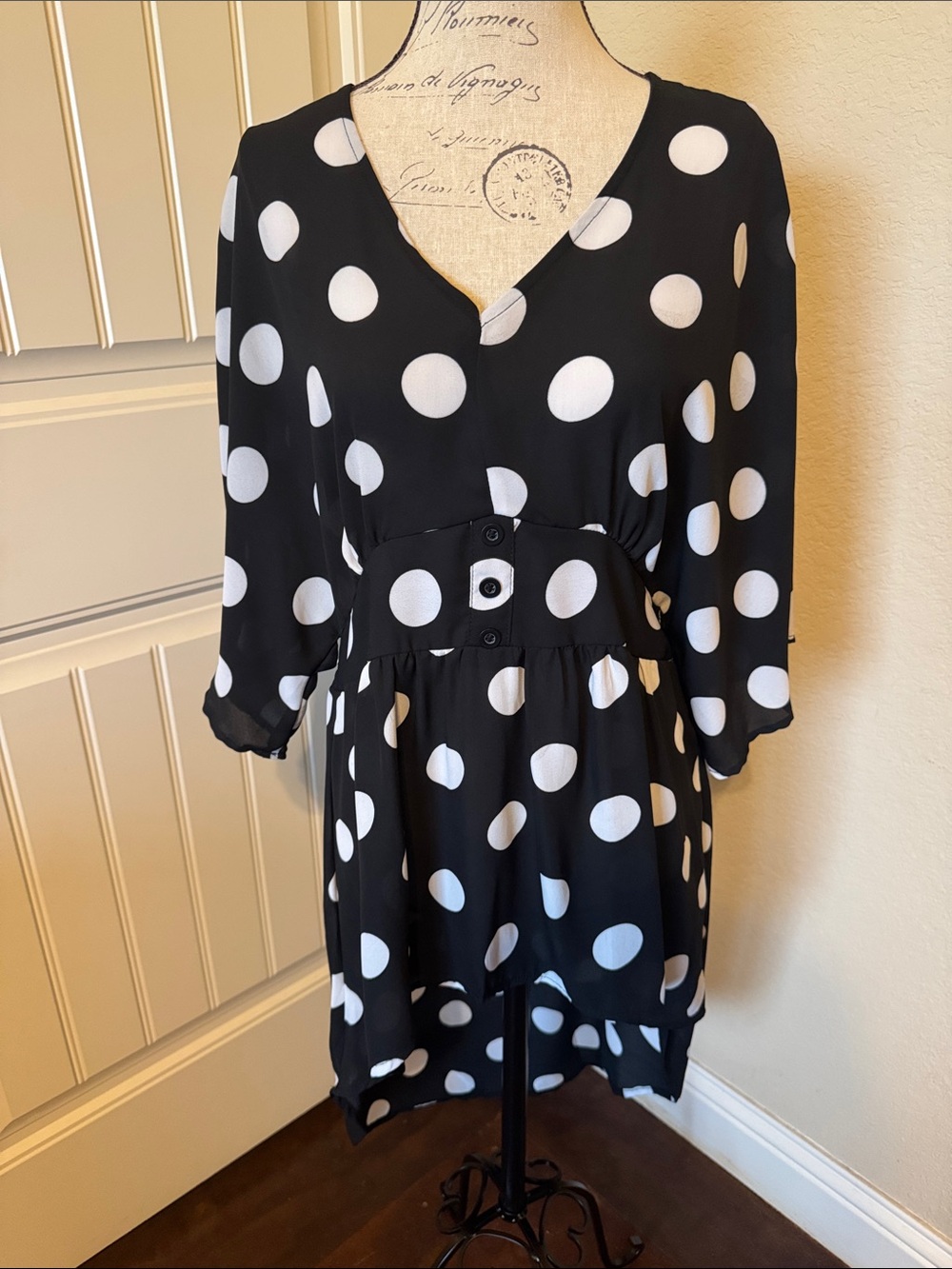 New York & Company Black and White Polka Dot V-Neck Dress